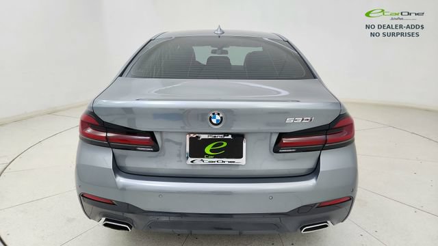 Used 2023 BMW 530i w/ M Sport Package RWD image 5