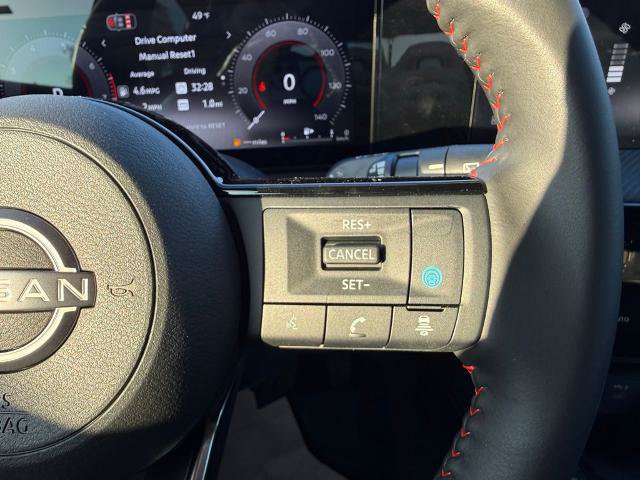 New 2026 Nissan Kicks SR AWD/4WD image 23