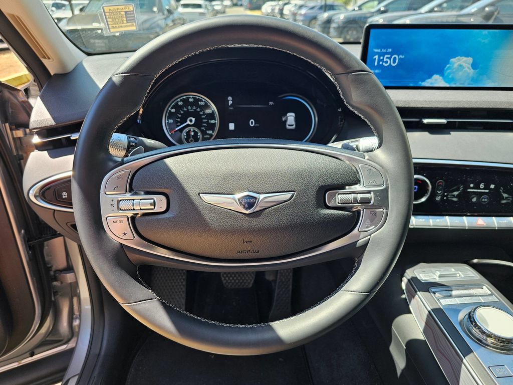 Used 2024 Genesis GV70 2.5T w/ Advanced Package AWD/4WD image 11
