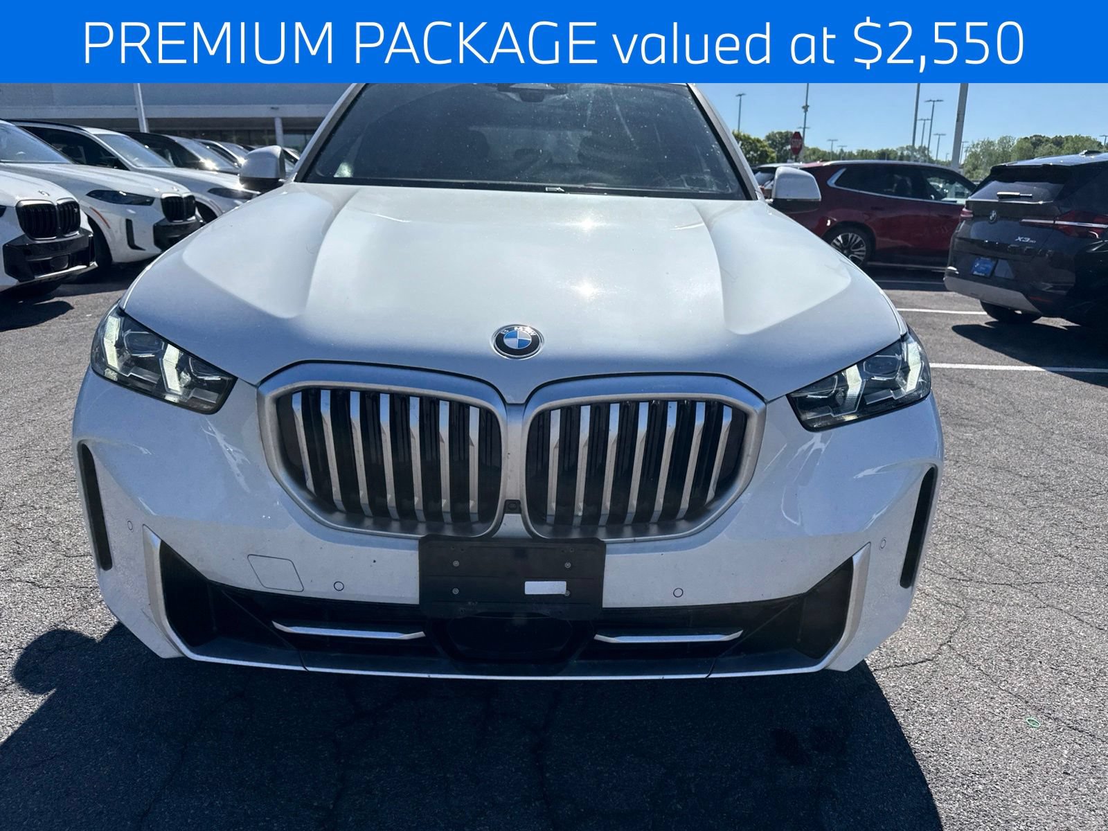 Certified 2024 BMW X5 xDrive40i w/ Premium Package AWD/4WD image 3