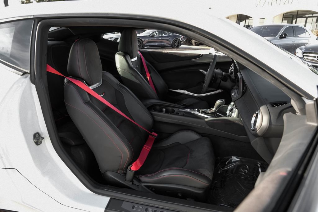 Used 2018 Chevrolet Camaro ZL1 image 37