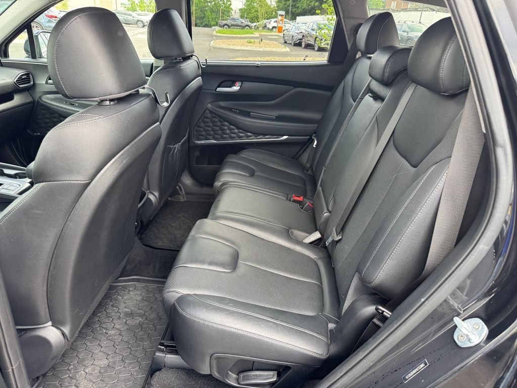 Used 2019 Hyundai Santa Fe Limited FWD image 10