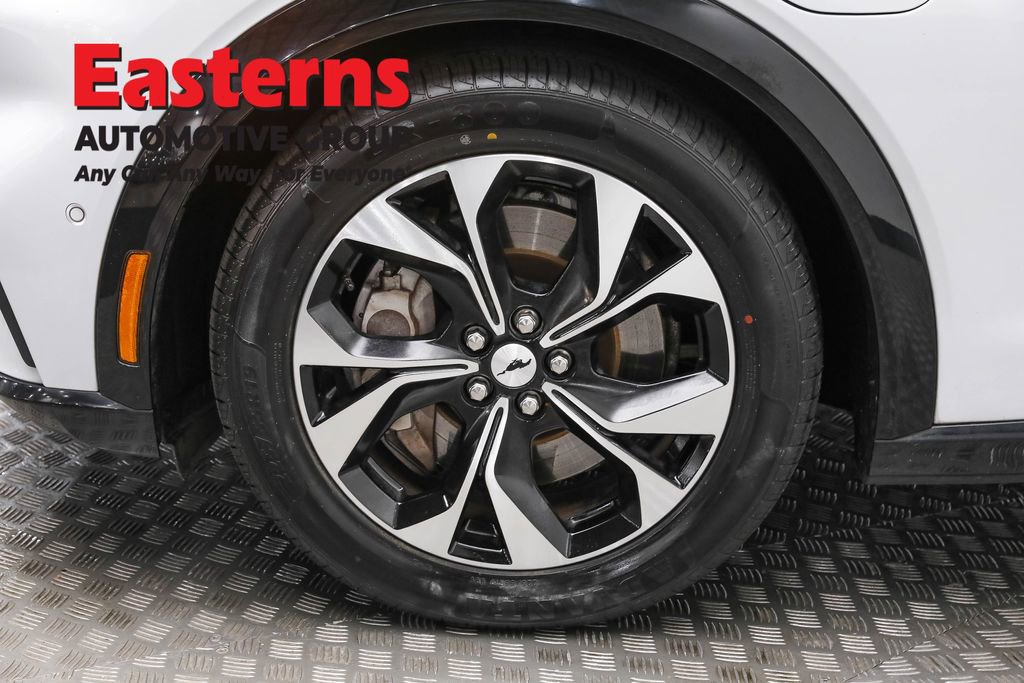 Used 2022 Ford Mustang Mach-E Premium image 33