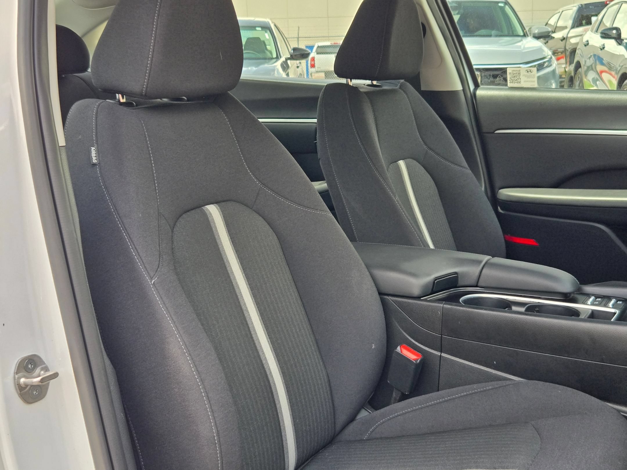 Used 2024 Hyundai Sonata SEL FWD image 30