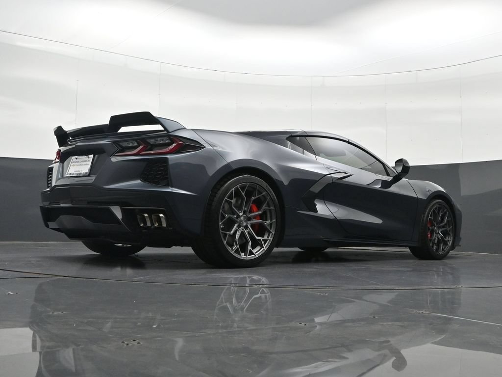 Certified 2021 Chevrolet Corvette Stingray Coupe w/ Z51 Performance Package RWD image 38