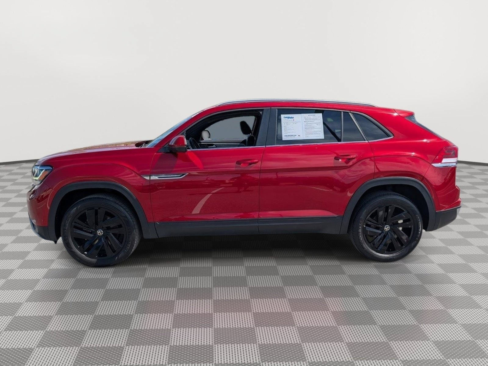Used 2022 Volkswagen Atlas Cross Sport SE AWD/4WD image 2