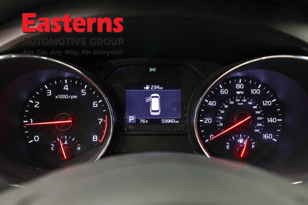 Used 2020 Kia Sedona LX FWD image 17