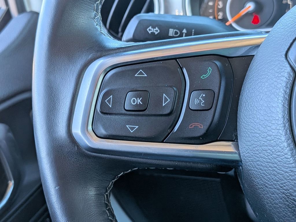 Used 2019 Jeep Wrangler Unlimited Sahara w/ Uconnect 4C Nav & Sound Group image 15