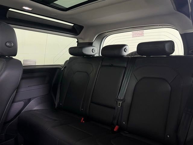 Certified 2023 Land Rover Defender 90 S image 21