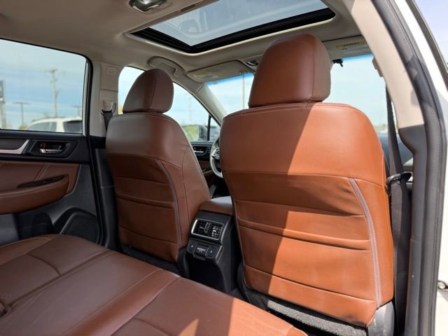 Used 2018 Subaru Outback 3.6R Touring AWD/4WD image 20