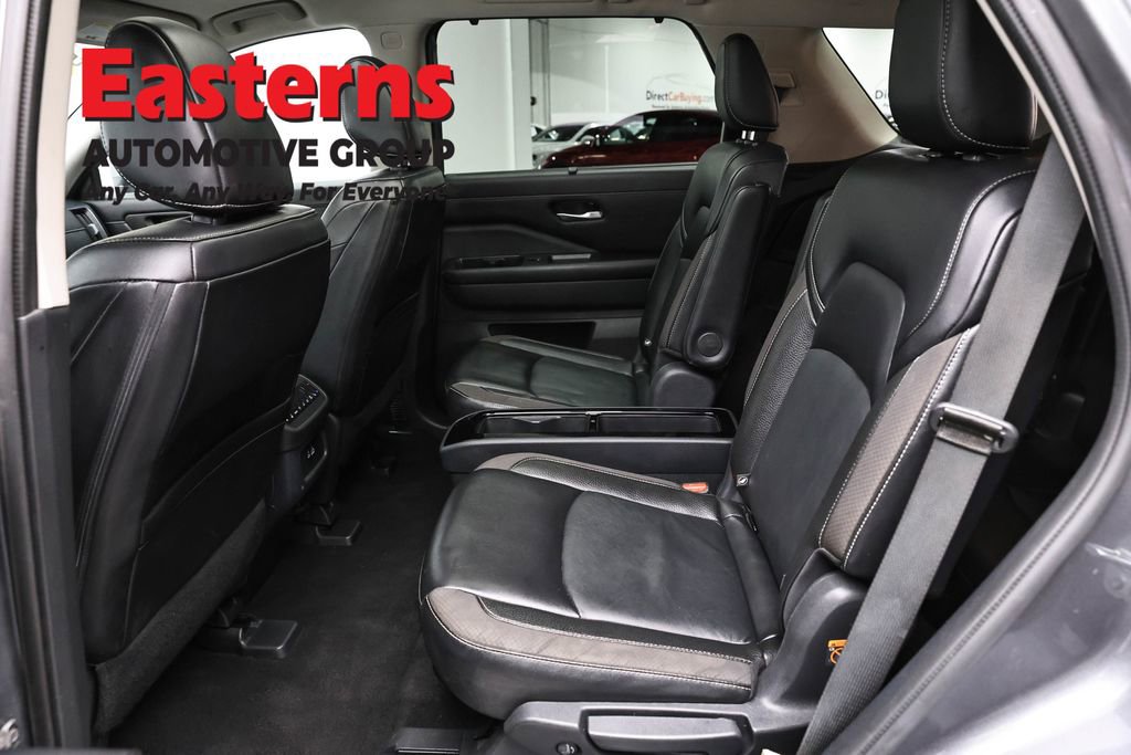 Used 2023 Nissan Pathfinder SL w/ SL Premium Package AWD/4WD image 21