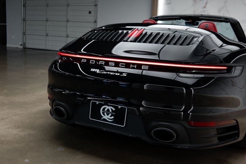 Used 2023 Porsche 911 Carrera S RWD image 37