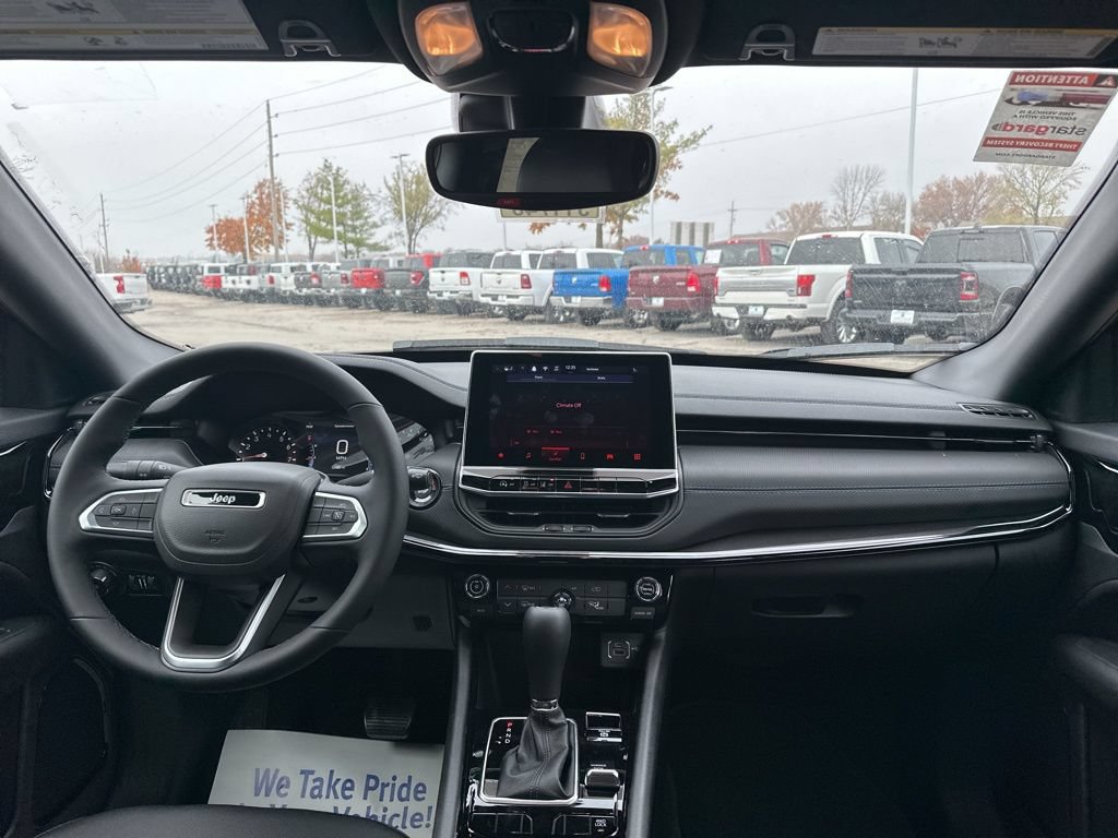 New 2026 Jeep Compass Latitude AWD/4WD image 2