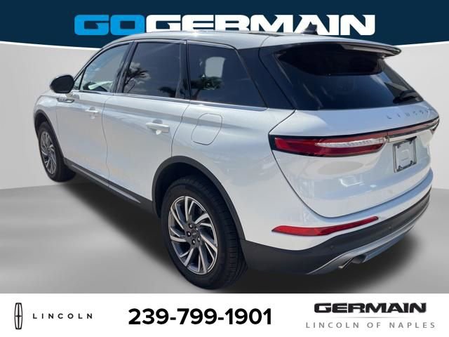 Used 2023 Lincoln Corsair FWD image 9