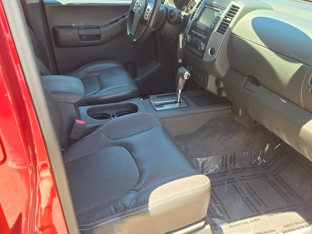 Used 2014 Nissan Xterra PRO-4X w/ Pro-4x Leather Package AWD/4WD image 5