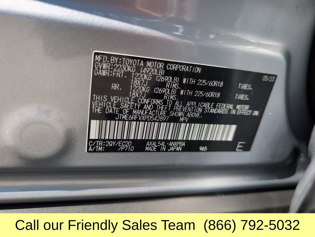 Used 2023 Toyota RAV4 XSE AWD/4WD image 30