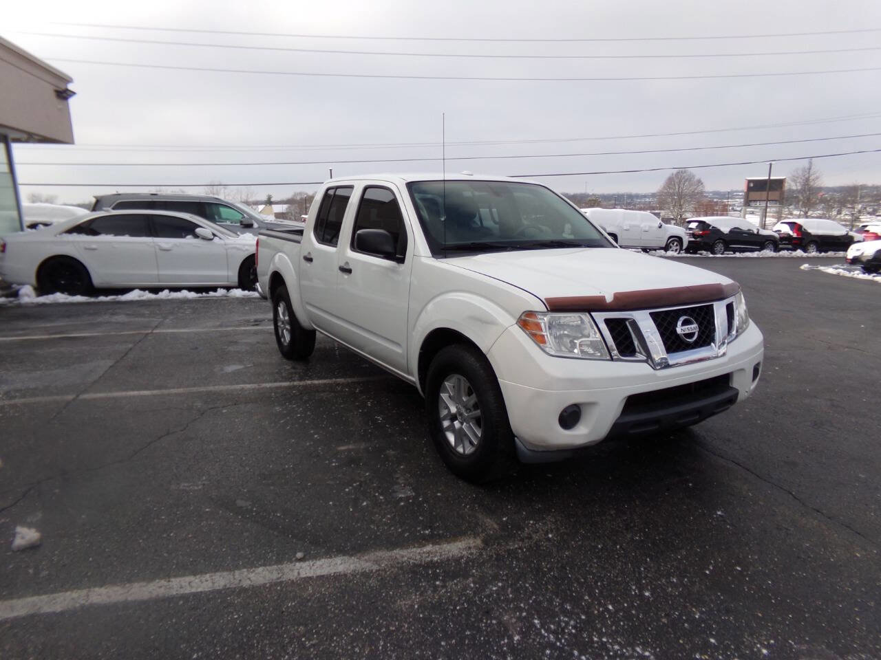 Used 2018 Nissan Frontier SV image 4