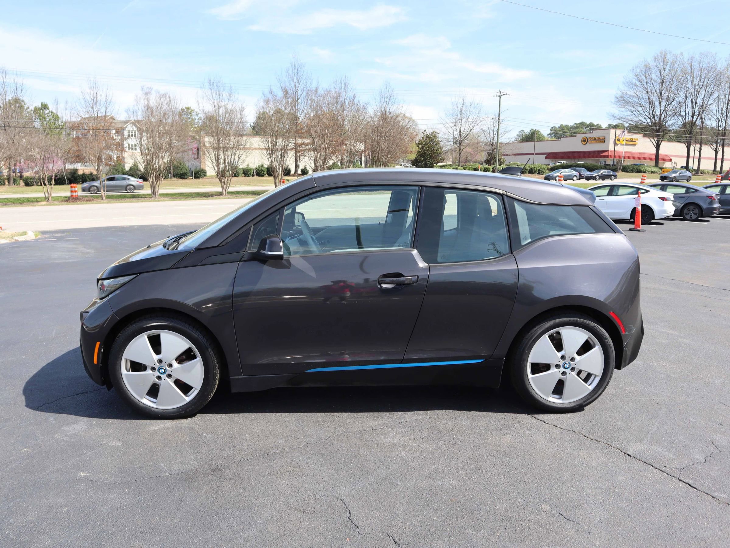 Used 2014 BMW i3 image 7