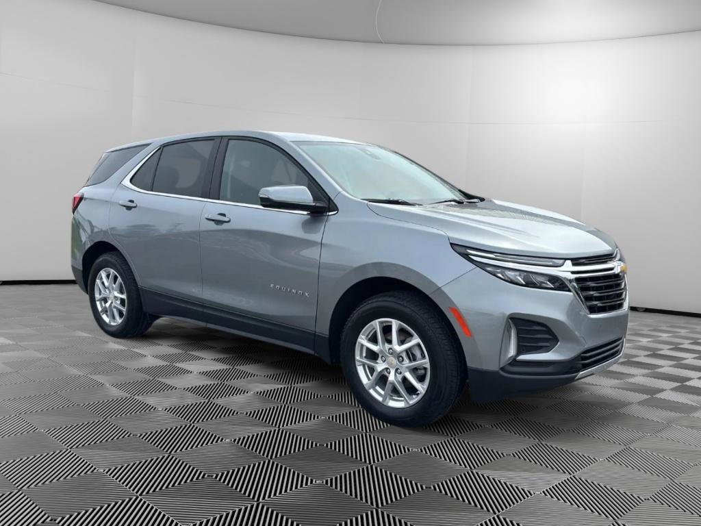 Certified 2024 Chevrolet Equinox LT image 2