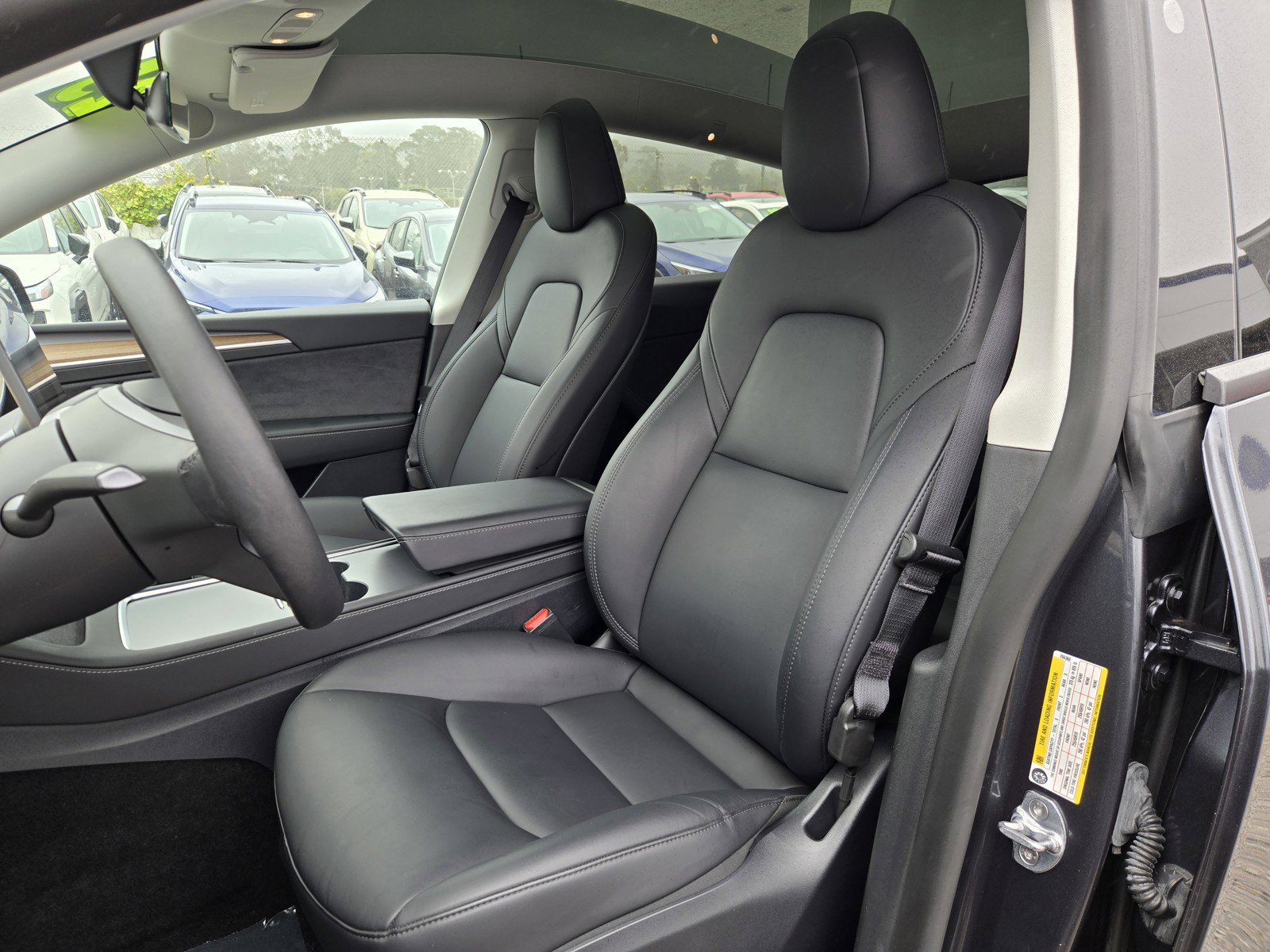 Used 2025 Tesla Model Y Long Range RWD image 15