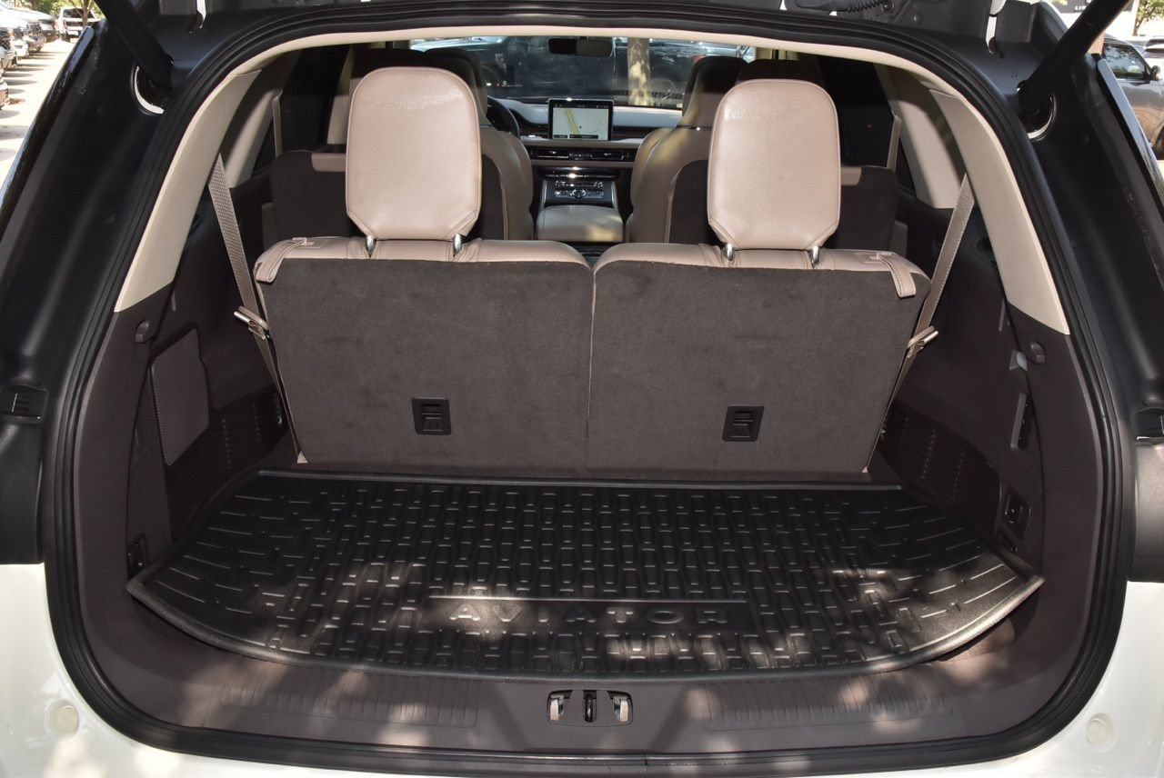 Used 2022 Lincoln Aviator Reserve w/ Equipment Group 201A AWD/4WD image 38