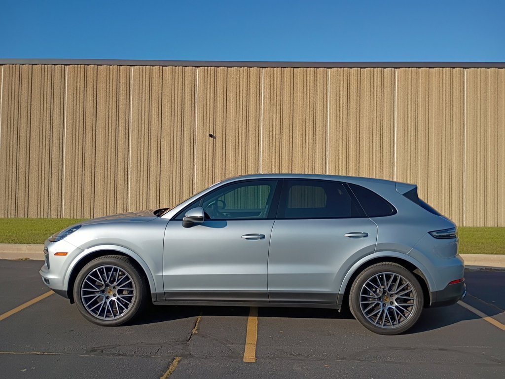 Certified 2020 Porsche Cayenne S AWD/4WD image 2