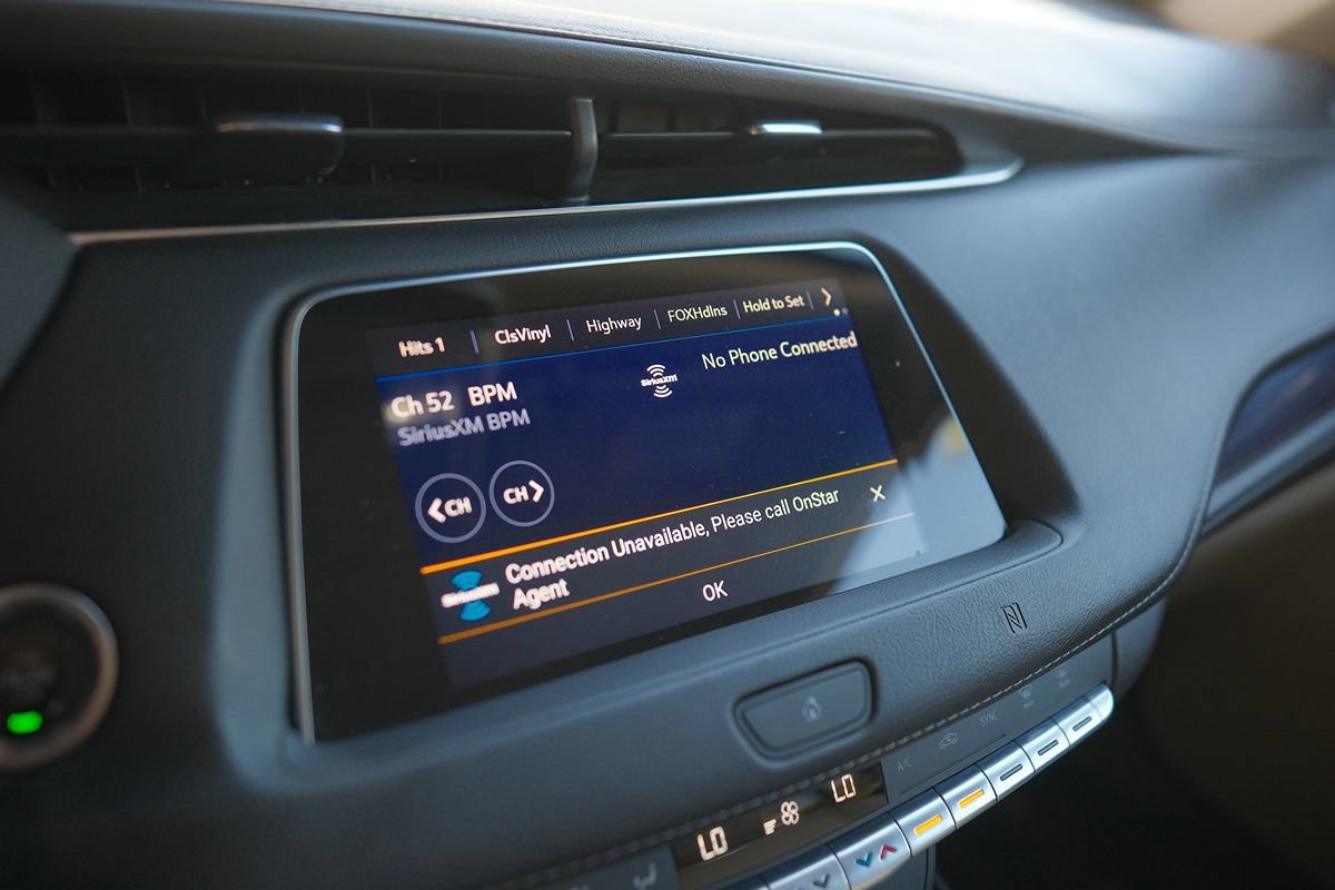 Used 2021 Cadillac XT4 Luxury FWD image 23