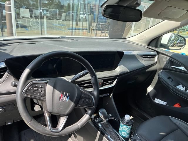 Used 2024 Buick Encore GX Avenir w/ LPO, Road Trip Package FWD image 14