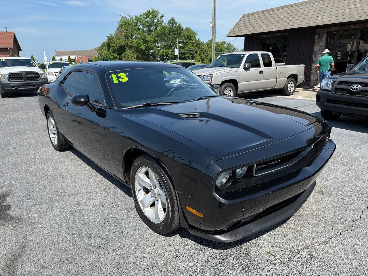 Used 2013 Dodge Challenger SXT
