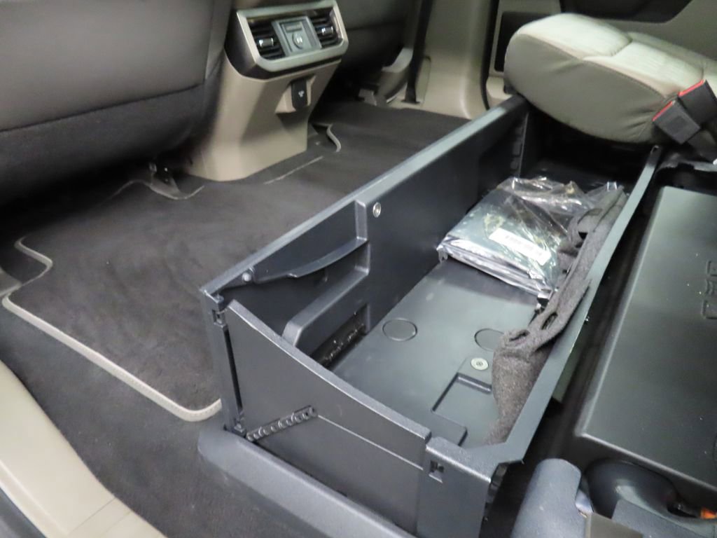 Used 2025 Ford F450 Platinum w/ Platinum Plus Package AWD/4WD image 78