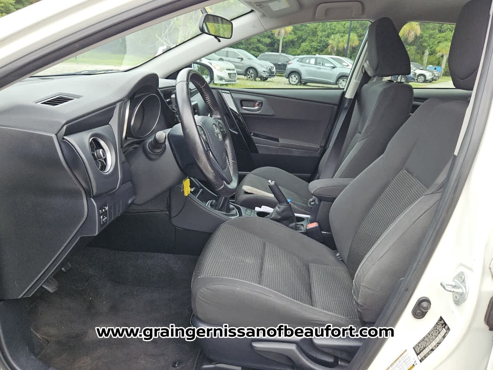 Used 2016 Scion iM FWD image 3