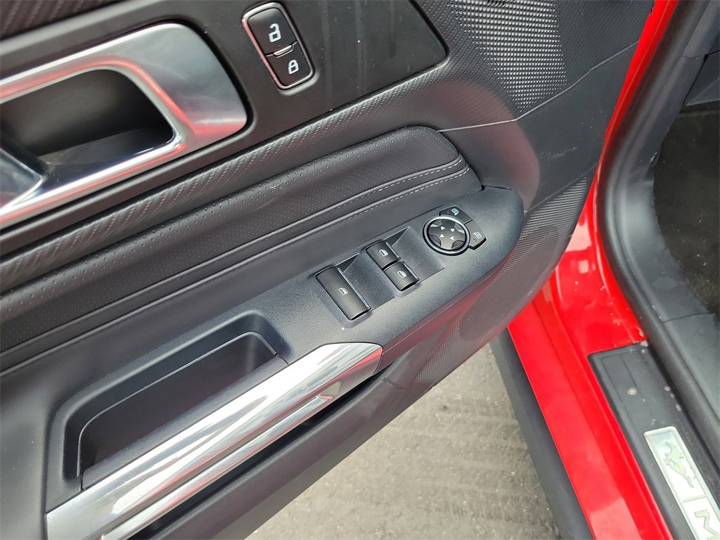 Certified 2025 Ford Mustang Premium image 9