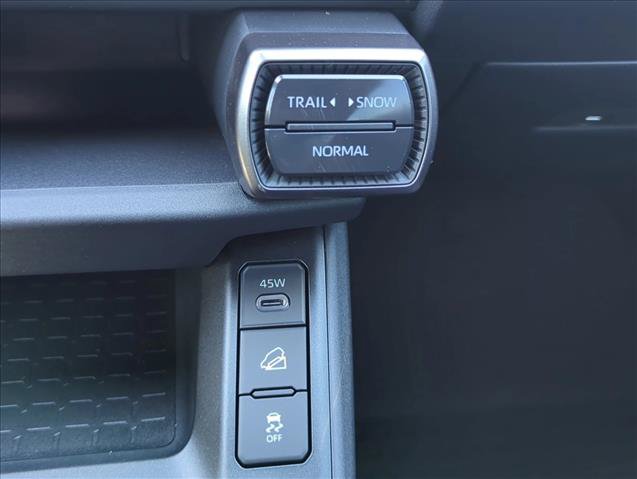 New 2026 Toyota RAV4 XSE w/ Weather Package AWD/4WD image 24