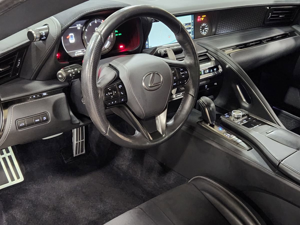 Used 2018 Lexus LC 500 Coupe w/ Sport Package image 44