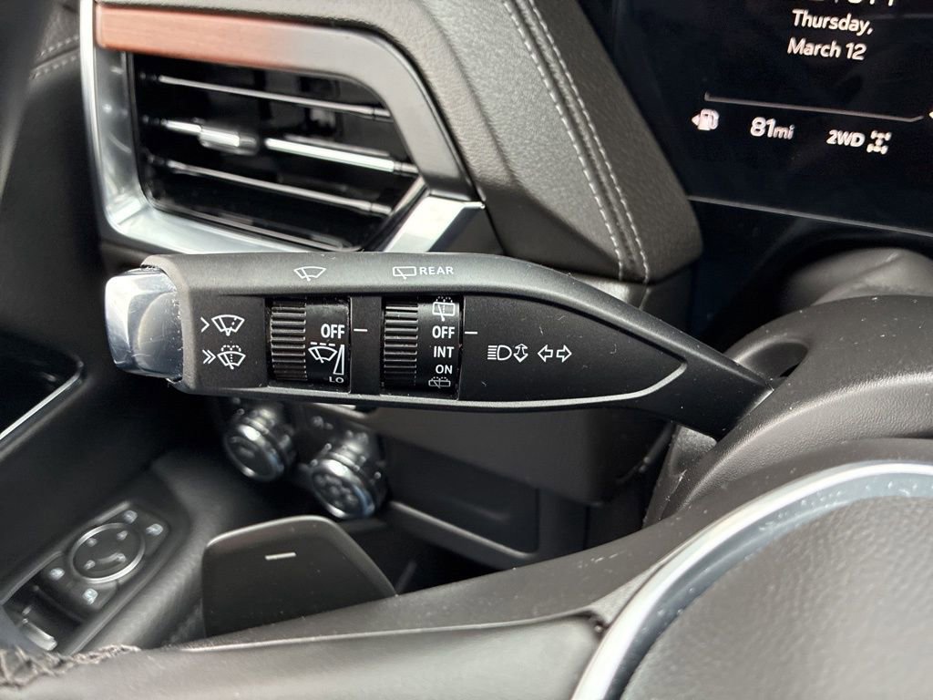 Used 2025 GMC Yukon Denali image 19