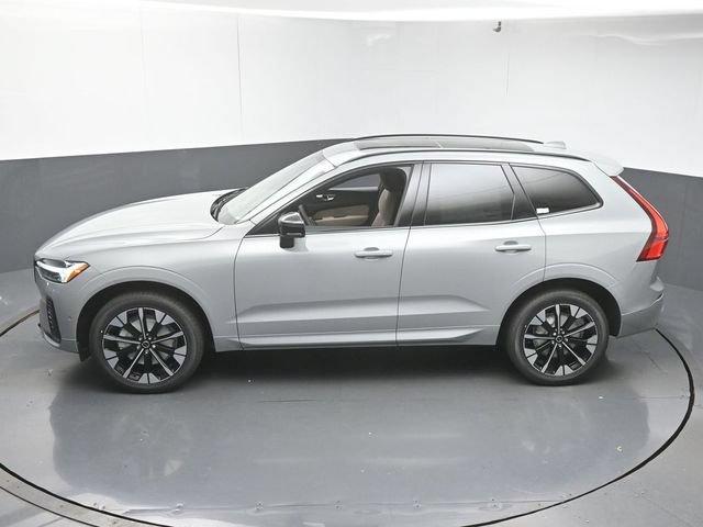 New 2026 Volvo XC60 B5 Plus w/ Protection Package Premier AWD/4WD image 43