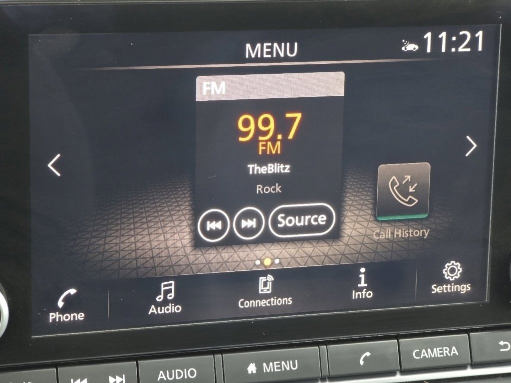 Used 2023 Nissan Rogue SV w/ SV Premium B Package image 31