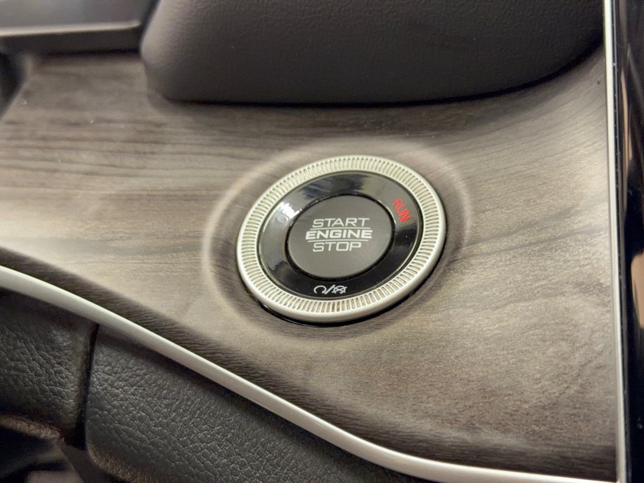 Used 2022 Jeep Grand Cherokee Limited RWD image 20