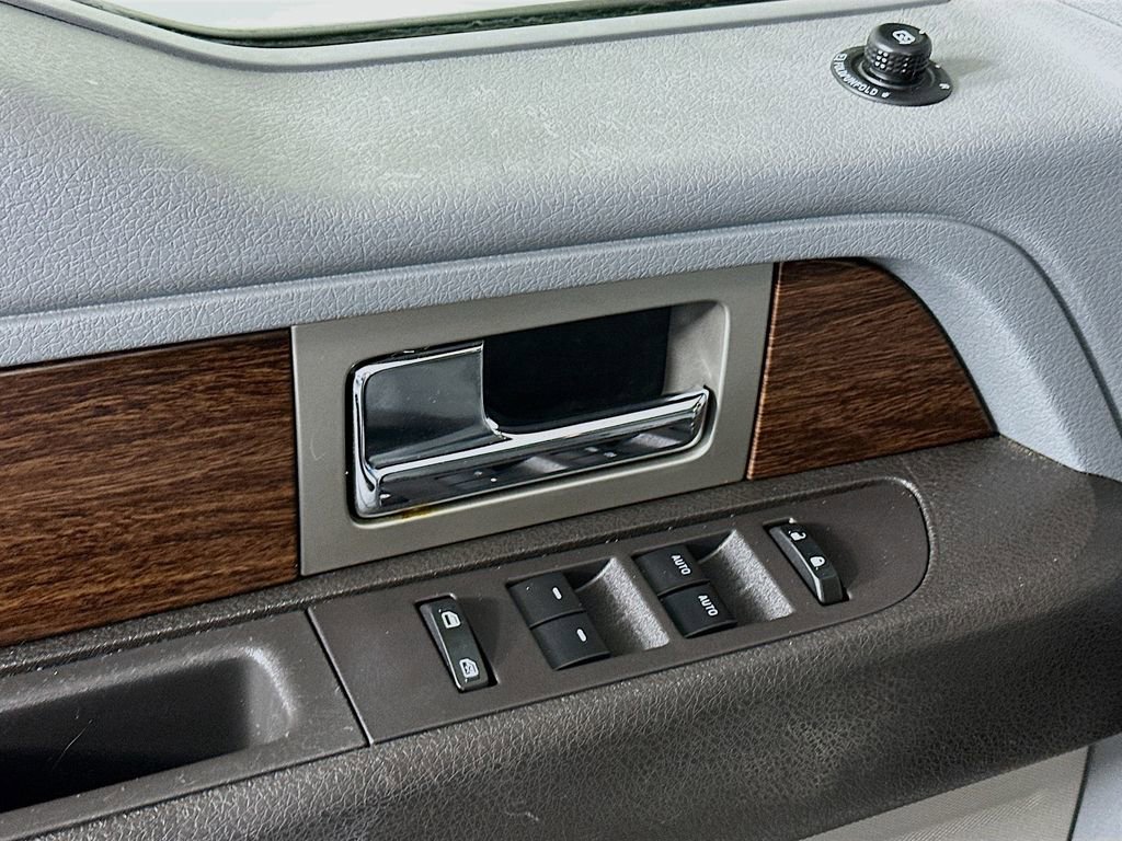 Used 2014 Ford F150 Lariat w/ Equipment Group 502A Luxury image 21