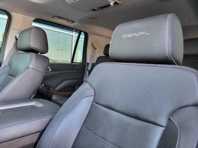 Used 2016 GMC Yukon Denali w/ Open Road Package AWD/4WD image 17