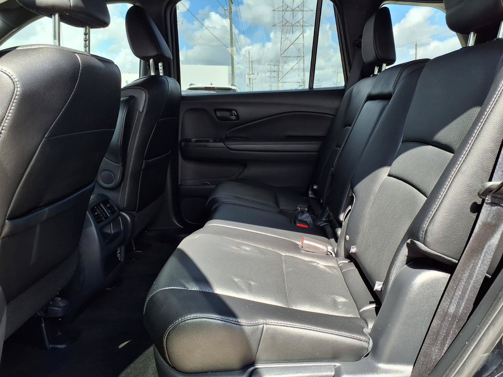 Certified 2023 Honda Passport EX-L image 12