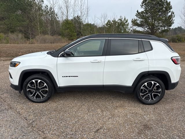 Used 2024 Jeep Compass Limited image 5
