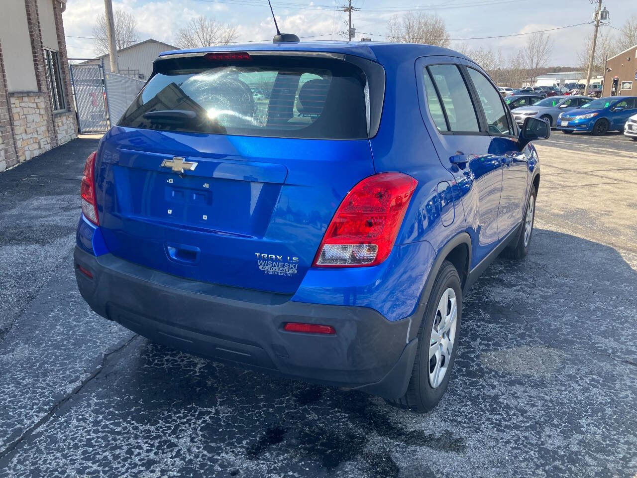 Used 2015 Chevrolet Trax LS w/ LPO, Protection Package FWD image 3