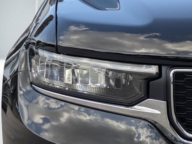 New 2026 Jeep Grand Cherokee L Laredo RWD image 9