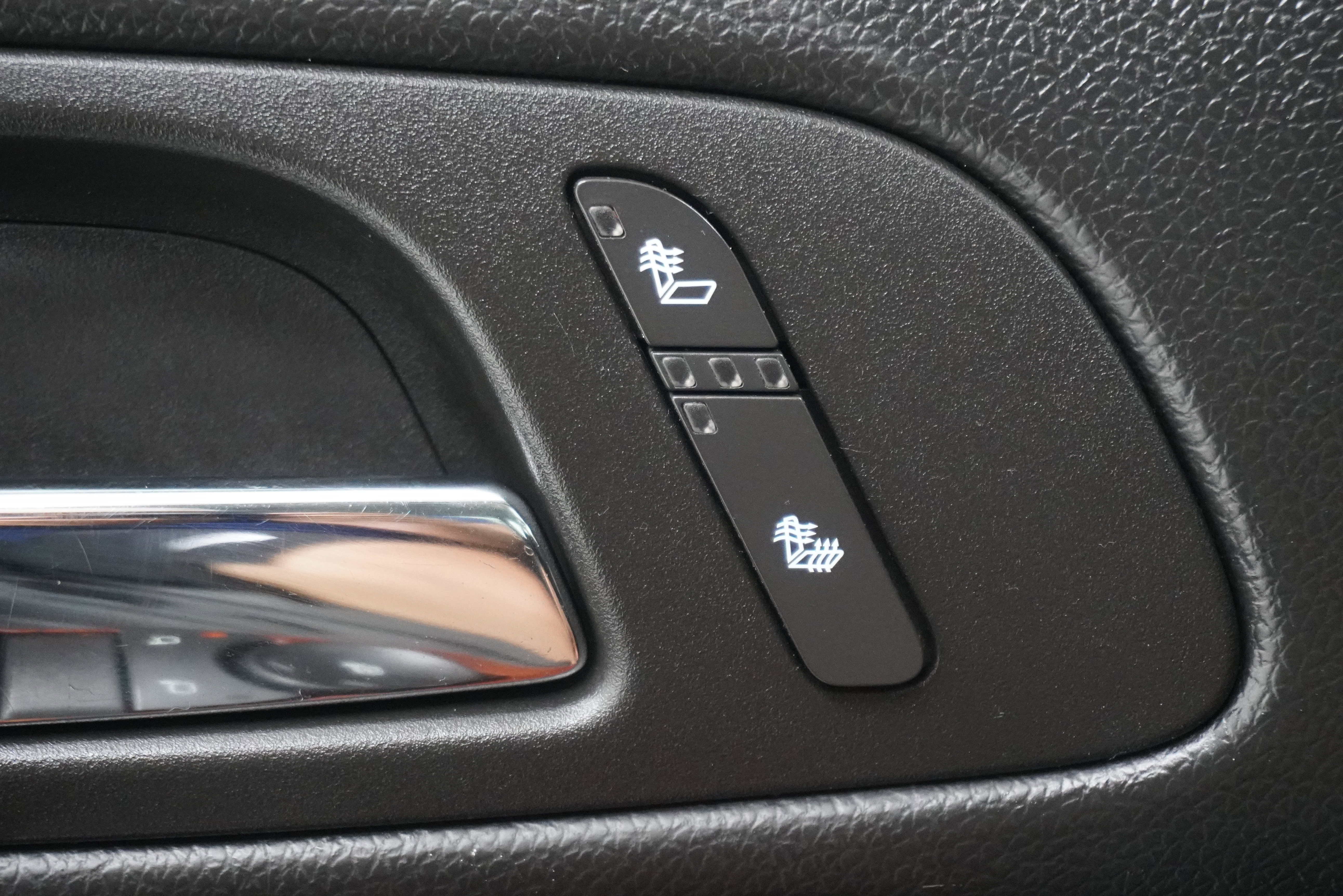 Used 2014 GMC Yukon XL SLT image 18