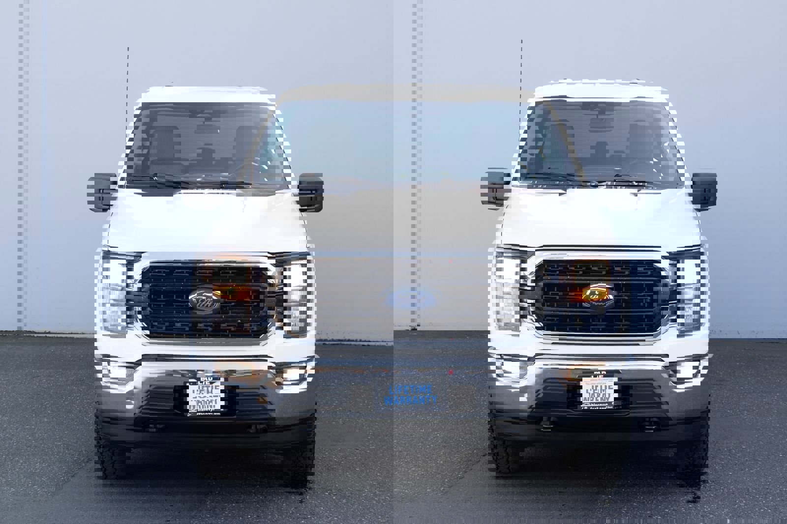 Used 2023 Ford F150 XLT w/ Trailer Tow Package image 16