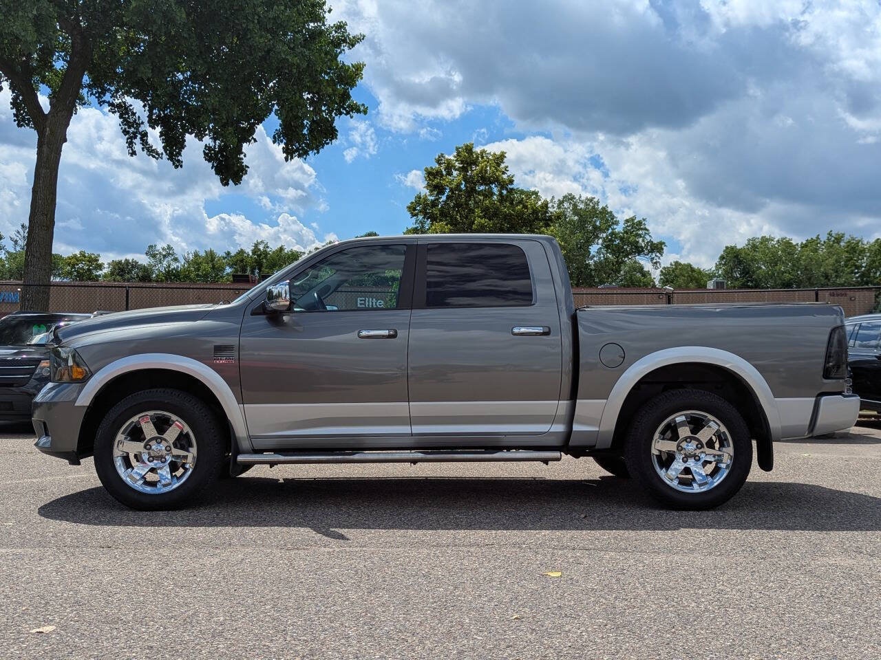 Used 2012 RAM 1500 Laramie AWD/4WD image 8