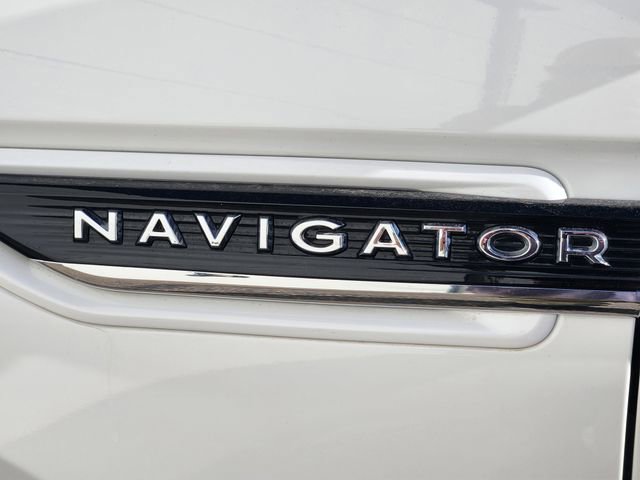 Certified 2022 Lincoln Navigator L Black Label image 20