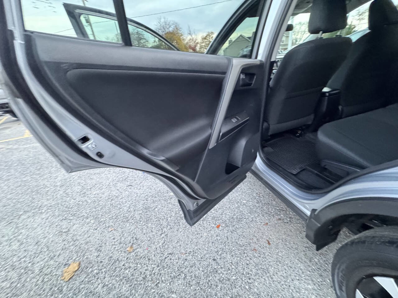 Used 2018 Toyota RAV4 LE w/ All Weather Liner Package image 48
