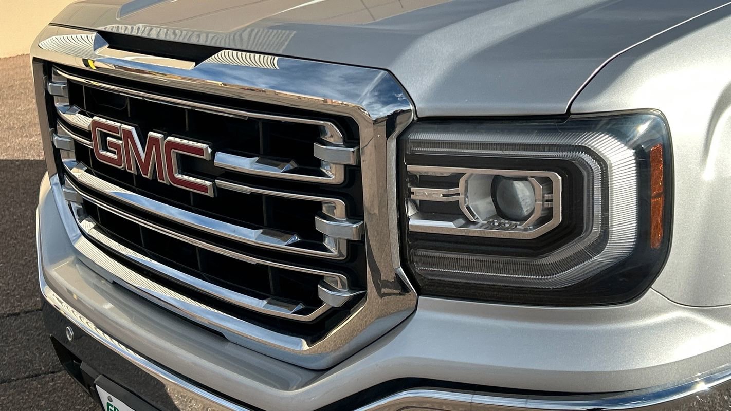 Used 2018 GMC Sierra 1500 SLT image 15